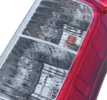 【新車取り外し品】日産 純正 NV350 キャラバン 左テールランプ E26系 Amazon | キャラバン NV350 E26系 純正タイプ テールランプ 右側